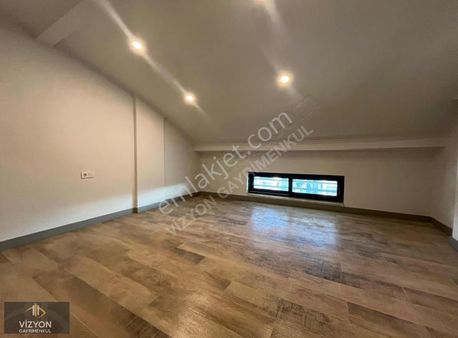 La Marine Sitesinde Ebeveyn Banyolu 3+1 Dubleks Daire