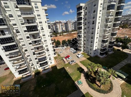 Mega İnvest'den "güzel Yurt Sitesin'de Satılık 2+1 Daire