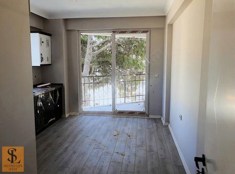 Burhaniye Hacıahmet Mah. Merkezi Konum Sıfır 2+1 Satılık Daire