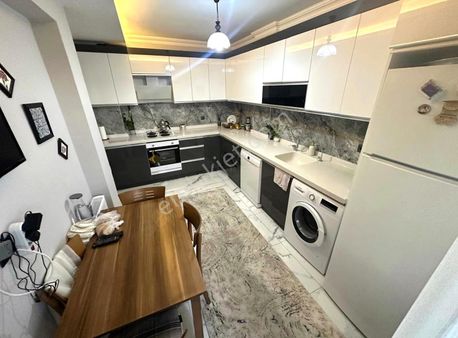 Vural Baylanda Sıfır Kombi Petek Cam Blkonlu 3+1 Geniş Lüx Daire