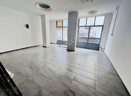 Akkonakta Gezekyatağı Camii Yakını Kiracılı Satılık İşyeri