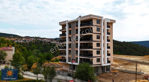 Garanti Emlak'tan / Şehir Gürültüsünden Uzak / Ara Kat / Daire