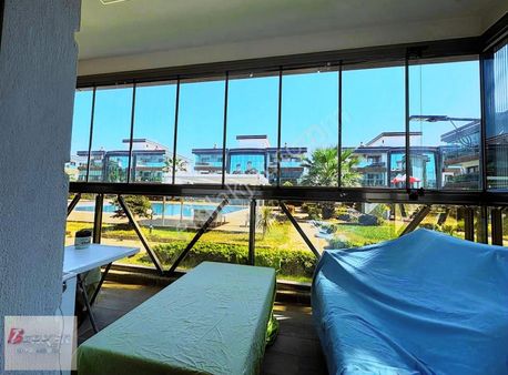 Muradiye Mah. 2+1 95m2 Havuzlu Site İçersinde 8 Yıllık Daire