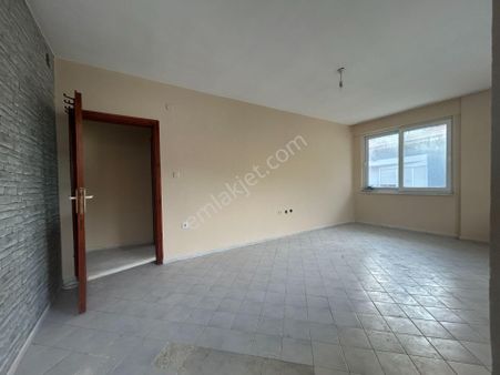 Alanya Kızlarpınarı Mahallesinde Satılık 2+1 Yatırımlık Daire