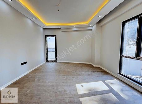 Darıca Millet Bahçesinin Çok Yakın 2+1 90m² Lüx Asansörlü Arakat
