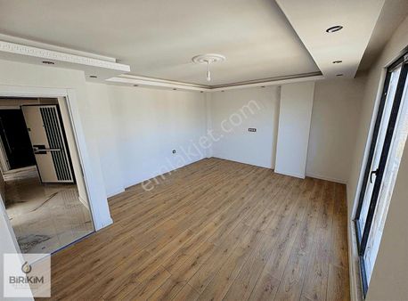 Kazımkarabekir Mah'de Tuzla Cad Yakını 3+1 Y.ısıtmalı Lux Arakat