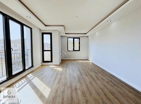 Tuzla Cad Yakın Asansörlü Ve Yerden Isıtmal 4+1 235m² Lüx Dublex