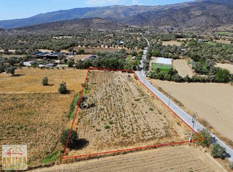 Antika Gayrimenkul'den Karadoğan Mahallesinde Satılık Tarla