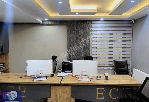 Dailog Gayrimenkul'den Maraş Caddesinde Satılık Ofis