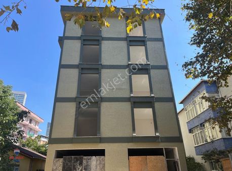 E5 Ve Metro'ya Yakın,arakat Sıfır,satılık 2+1