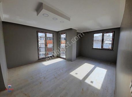 Yüksek Krediye Uygun,merkeze Ve Metro İstasyonuna 600 Metre