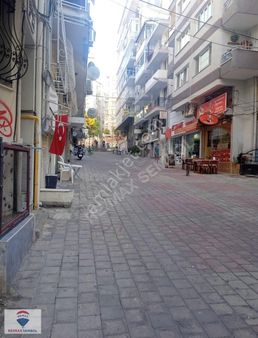 İzmir İnönü Caddesine Yakın Sevgi Yolunda Kiralık İşyeri