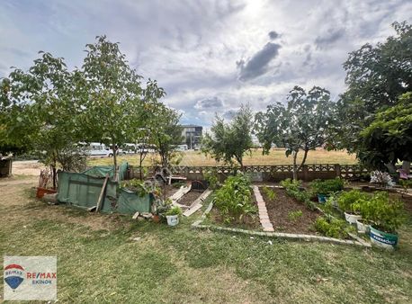 Bahçeli Site İçi Merkezi Konum'da Bakımlı Arakat 2+1 Daire