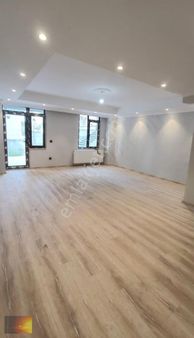 Eyüpsultan Çırçır Kiralık 3+1 Ebeveyn Banyolu Bahçe Katı