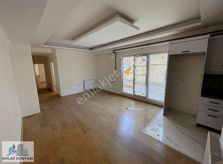 Emlak Dünyasından Bağlarbaşında Sıfır 2+1 Daire