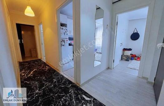 Emlak Dünyası Girnede Acil Satılık Kırediye Uygun 3+1 Daire