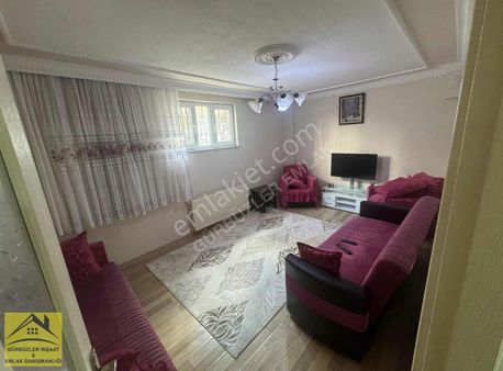 Küçükçekmece M.akif'de Satılık 3+1 Krediye Uygun Bahçe Kat Daire