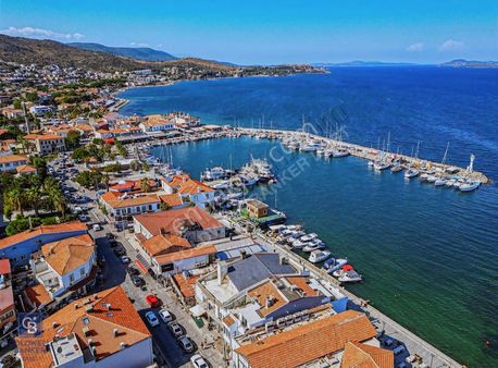 Urla Çeşmealtı Lüx 5+1 Villa