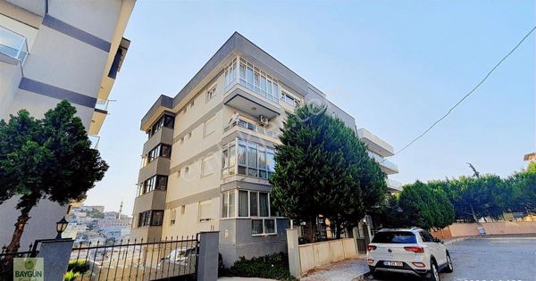 Karabağlar Ali Fuat Cebesoy Mah. Satılık 2+1 Geniş Daire