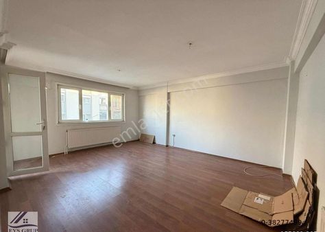 İnönü Cad. Yakını 3+1 Asansörlü Doğalgazlı Nezih Semt Önü Açık