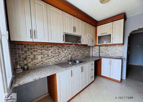 Yurtoğlunda Pazar Yeri Ykn. 3+1 Arakat 130m2 3 Cephe Otoparklı