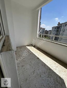 Karataş Tramvay Cad. Arakat 3+1 Daire