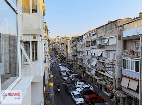 3 Konak Murat Reis Cadde Üstü Kullanışlı Temiz Daire