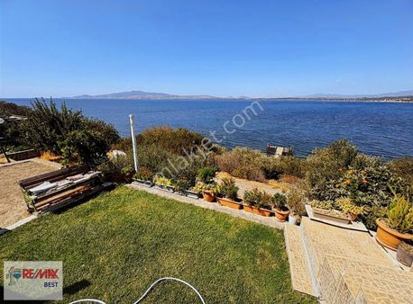 7 Remax Best'ten Aliağa Şakran Da Denize Sıfır Triplex Villa