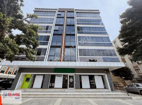 9 Re/max Bestten Bahriye Üçok Bulvarında 3+1 Satılık Daire