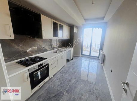 9 Menemen Irmak Mahallesin'de 4+1 Satılık Dubleks Daire