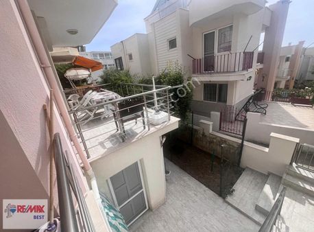 10 Remax Best'ten Banksis'te4+1özel Plaj Ve Deniz Manzaralıvilla