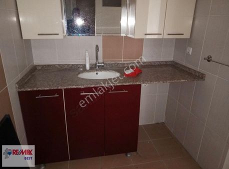 3 Remax Best'ten Şemikler 'de 2+1 Satılık Geniş Daire