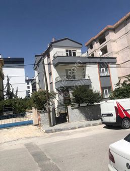 Fatih Cd. Yakını Kiralık 2+1 Daire