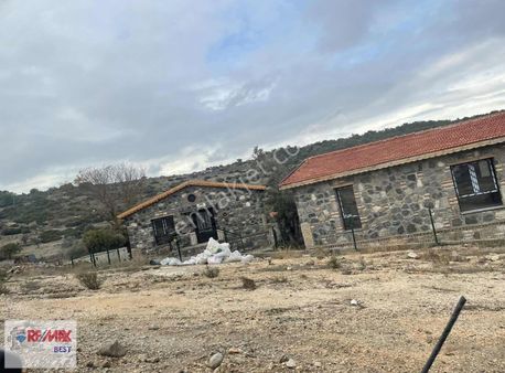 10 Urla Kadıovacık Köyünde 8551 M2 Satılık Tarla