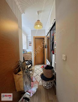 15 Remax Bestten Karşıyaka İmbatlı 'da Satılık 3+1 Lüks Daire