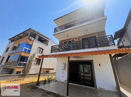 5 Foça Yeni Bağ Arası Kazımdirik Mah.satılık 3+1 Bahçe Dubleksi