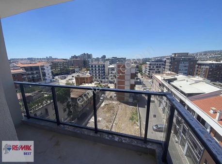 6 Remax Best Tuğyancan Koç Tan Karşıyaka Da Satılık 1+1 Daire