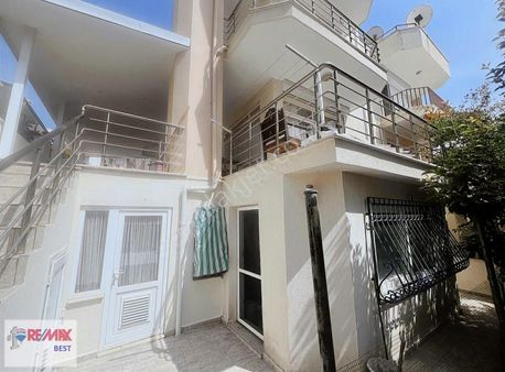1 Remax Best'ten Banksis'te4+1özel Plaj Ve Deniz Manzaralı Villa