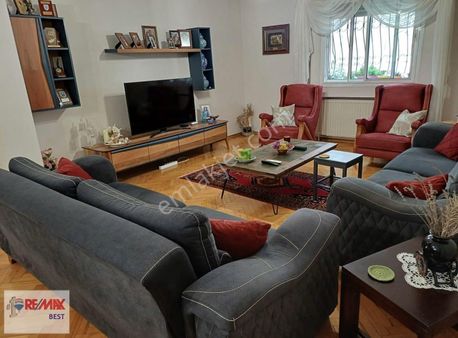 6 Yalı Mahallesinde Merkez Lokasyonlu Geniş 3+1 Satılık Daire