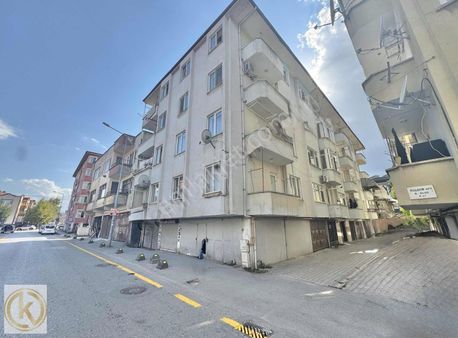 Kaymak Emlaktan Adapazarı Orta Mah. 130 M2 Garajlı Satılık Daire