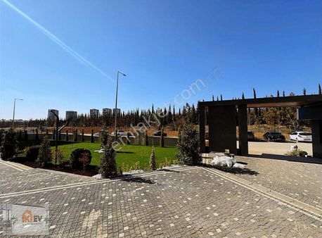 İkiev'den Şehirgösteren'de 4+1 Ara Kat Ultra Lüks Satılık Daire