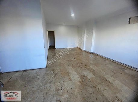 Erarslandan Kiralık 65m2 Düz Girişli Dükkan Cadde Yanı 15 Yıllık