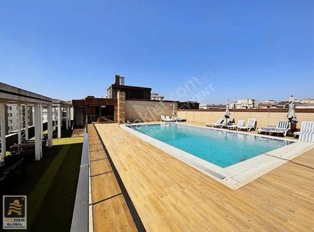 Adnan Kahvecide Cadde Üzeri Site İçi (boş)satılık 3+1 Daire