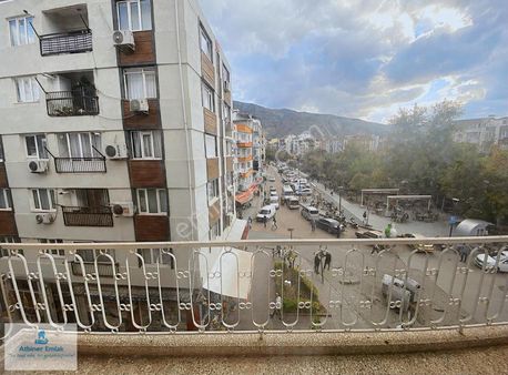 Atbiner Emlaktan Yarhasanlar Mah.3+1 130m2 Önü Park Arakat Daire