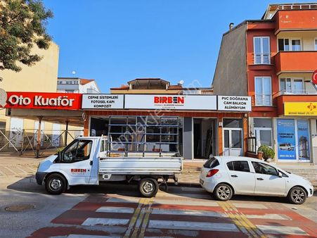 Derince Denizciler Caddesi Üzeri Satılık İşyeri Ve Arsası