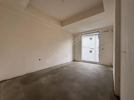 Esen Emlak'tan Zuhuratbaba Da, 1+! Kombili