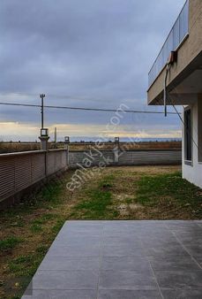 Şimşekten Ayvalık, Küçükköy De 2+1 90 M2 Havuzlu Site İçinde