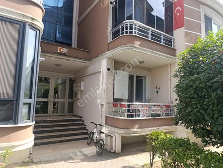 Kartepe Hürsoy 2 Sitesinde Ferah 3+1 Giriş Kat Daıre