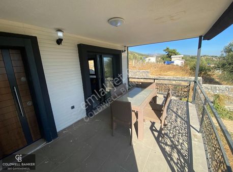 Kemalpaşa Ulucak'ta Bahçeli 2 Adet Müstakil Ev Ve Arsa