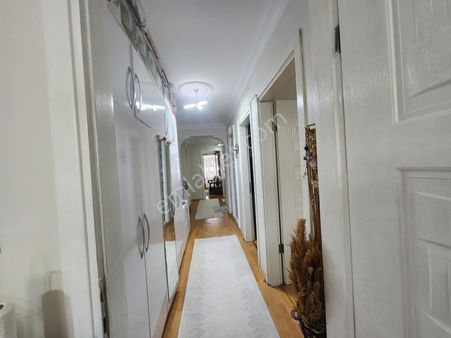 İzmit Kadıköy Mah.turan Güneş Cd. 3+1 Ara Kat Daire